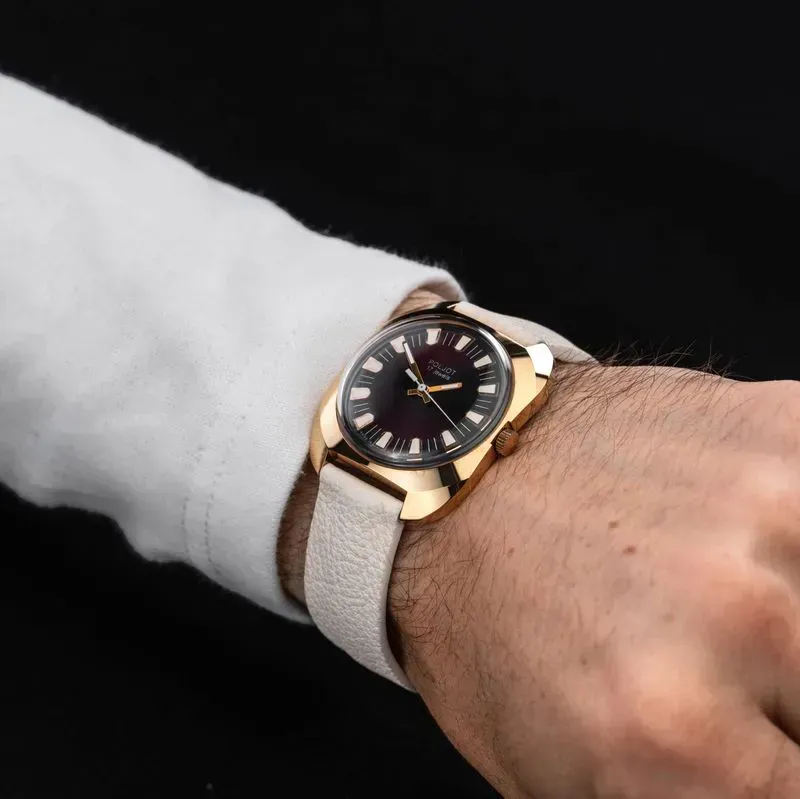 Полет, 1976 — часы-подарок в позолоченном корпусе