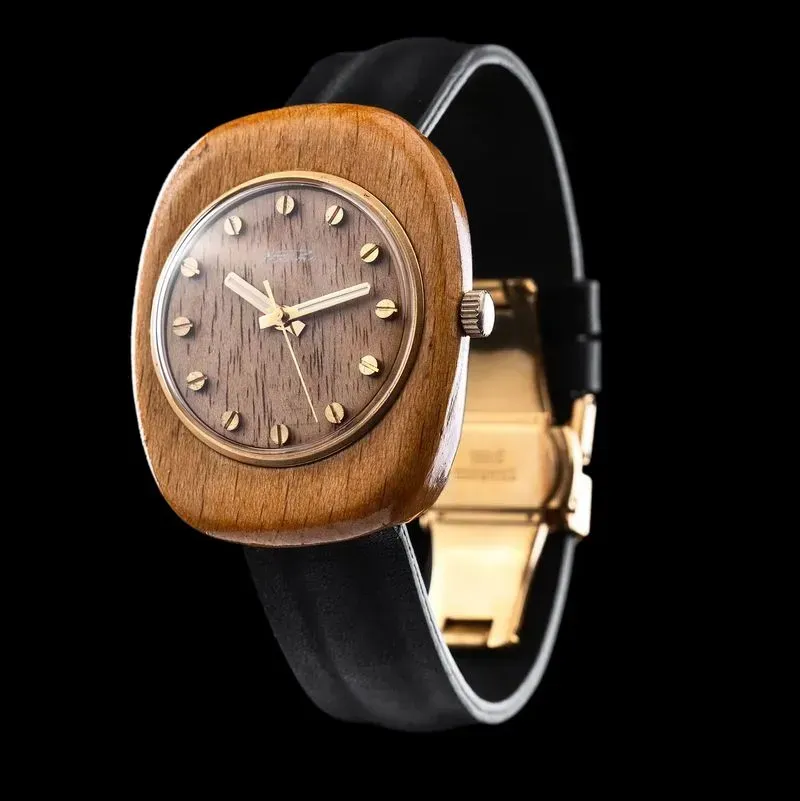 Ракета «Древо» — экспериментальные часы с деревянным корпусом