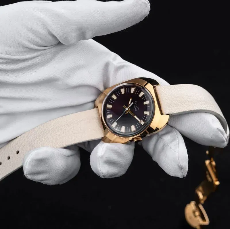 Полет, 1976 — часы-подарок в позолоченном корпусе