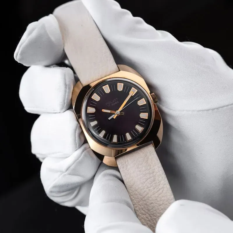 Полет, 1976 — часы-подарок в позолоченном корпусе